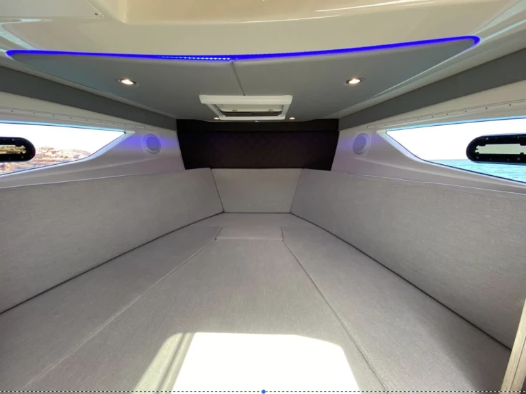 Rent a Quicksilver Activ 875 Sundeck Sant Antoni de Portmany