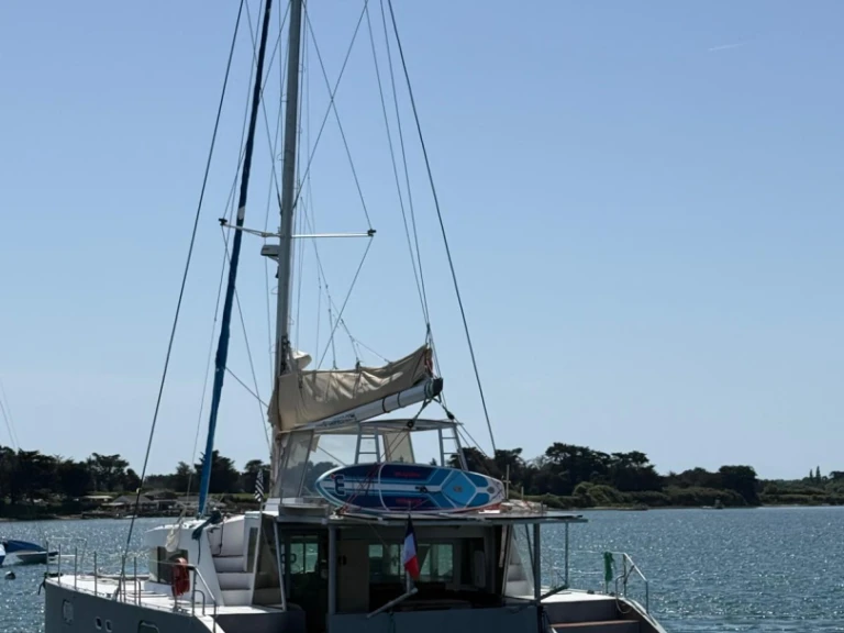 VISAGE 450 charter bareboat or captained in  Le Marin