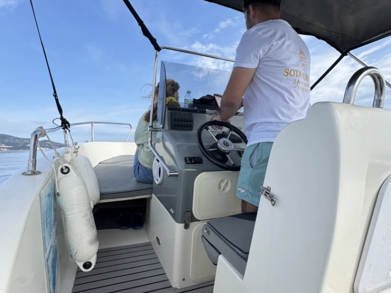 Rent a Nireus Nireus Ω53 Elegance  Zakynthos