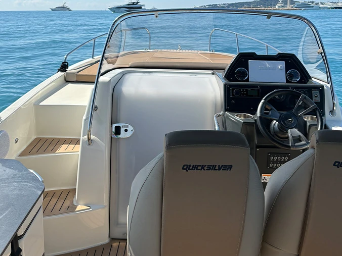 Quicksilver Activ 755 Open in Antibes on SamBoat