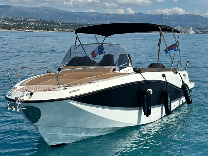 Rent a Quicksilver Activ 755 Open Antibes