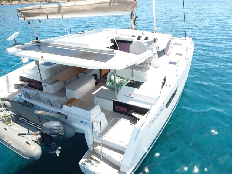 Catamaran rental in Athens - Fountaine Pajot Astrea 42
