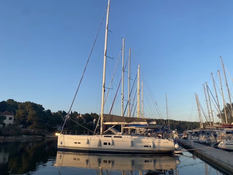 Sailboat rental in Porto-Vecchio - Hanse Hanse 575