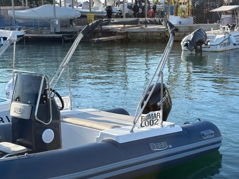 Bareboat Rental RIB Noah with a boat licence