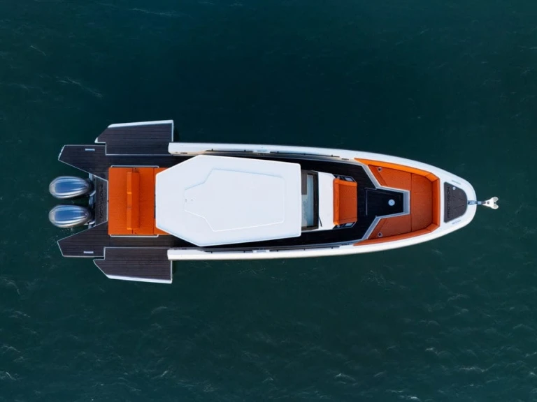 Bareboat Rental Motorboat Protagon with a boat licence