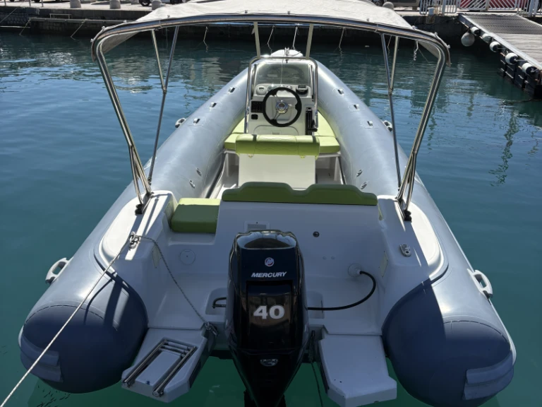 Predator 599 charter bareboat or captained in  Salerno