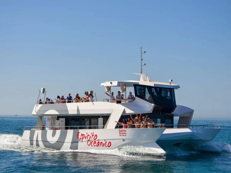 Boat rental Catamaran Custom in Portimão on Samboat