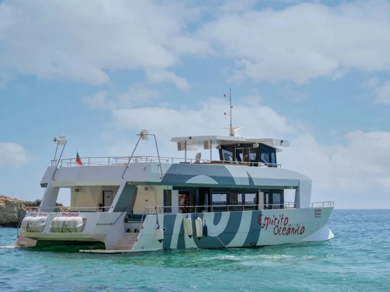 Bareboat Rental Catamaran Catamaran with a boat licence