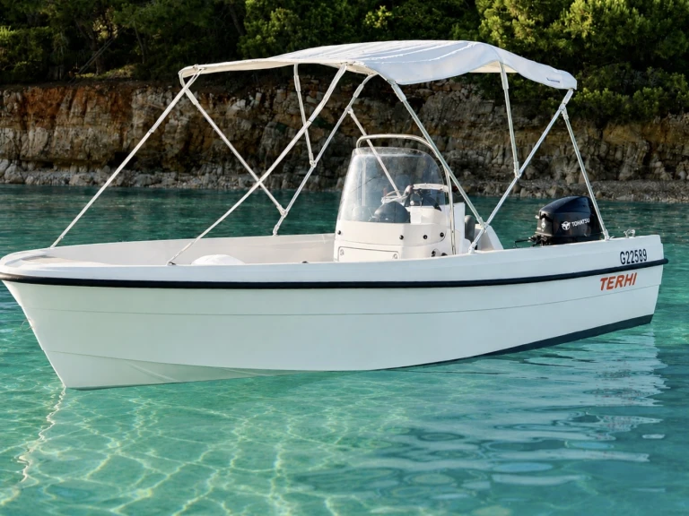 Motorboat rental with or without captain Terhi Golfe-Juan