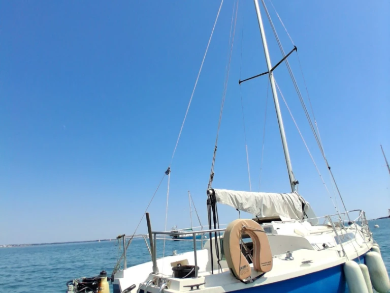 Rent a Edel Edel 660 Port la Forêt