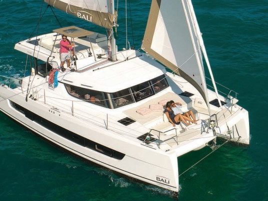 Yacht charter Pirovac cheap Bali Catspace Voile