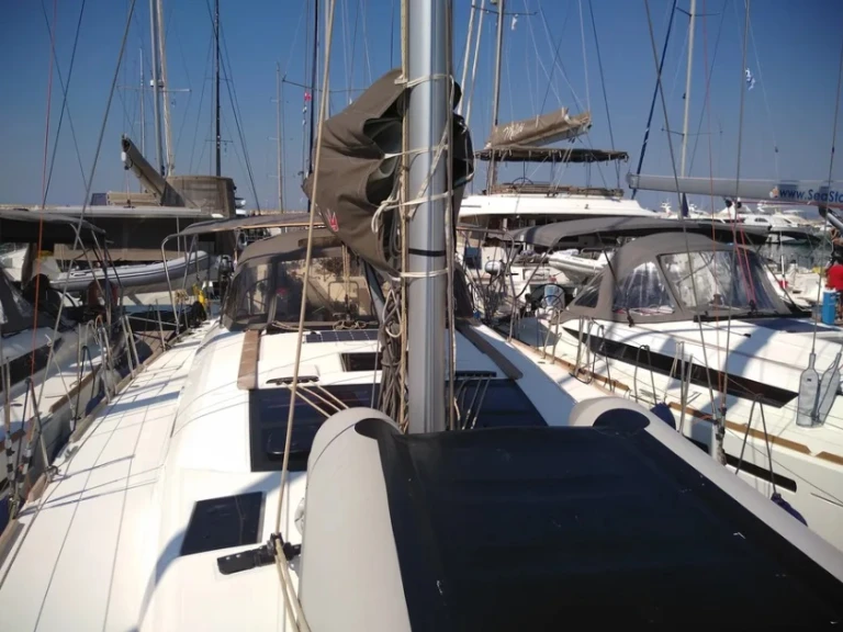 Rent a Dufour Dufour 460 Grand Large Sývota
