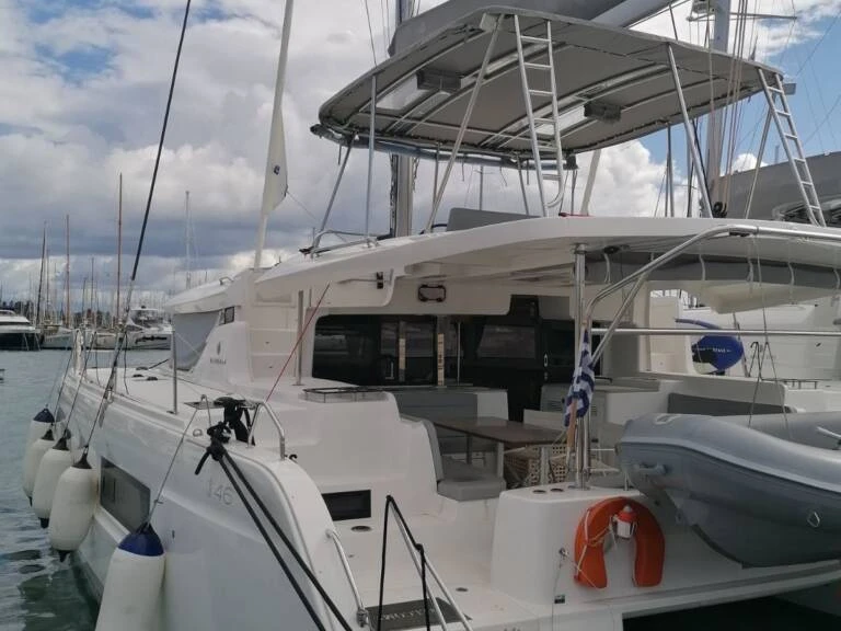 Catamaran for rent Sývota at the best price