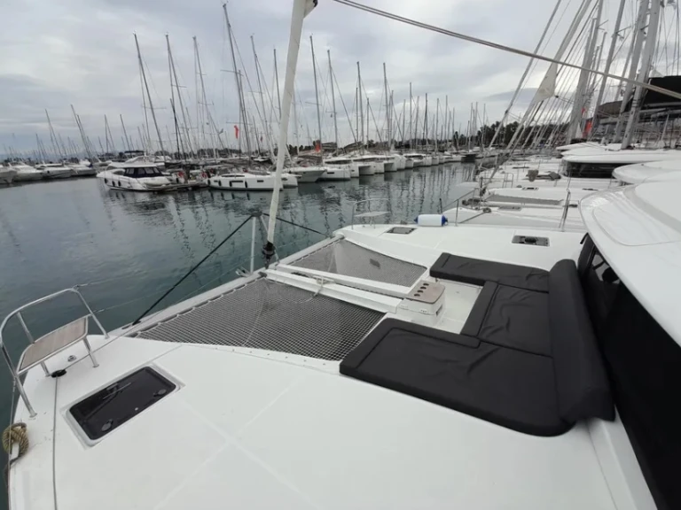 Catamaran rental with or without captain Lagoon Sývota