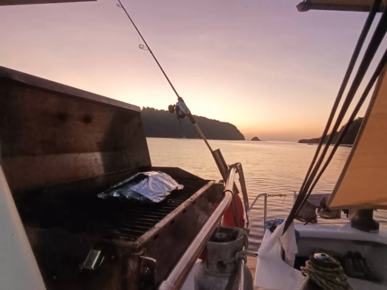 Yacht charter Trang cheap Catana 42