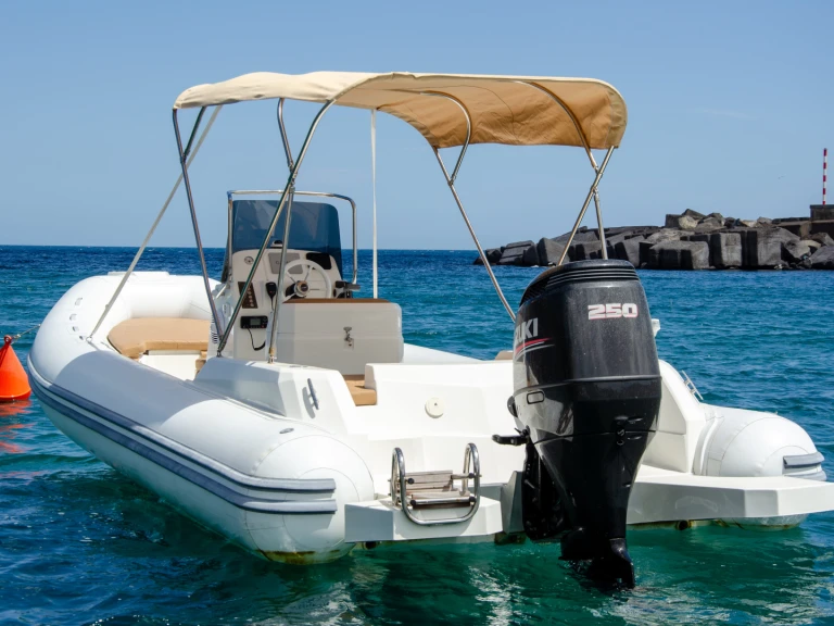 Gem Gem 7.50m charter bareboat or captained in  Catania
