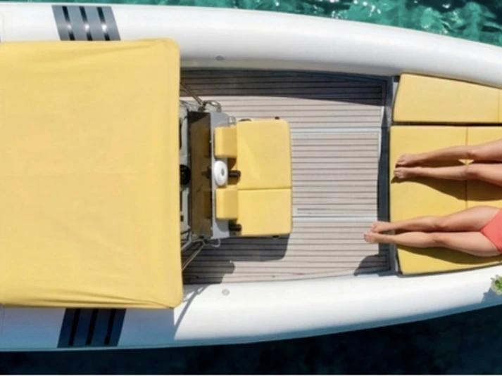 Boat rental Avila Tuono TYPE 7 in Santa Eulària des Riu on Samboat
