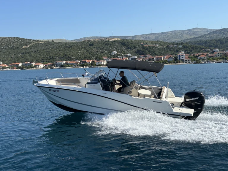 Yacht charter Trogir cheap Activ 755 Open