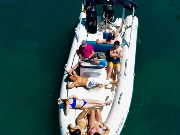 Motorboat rental in Roses - Zodiac Medline II