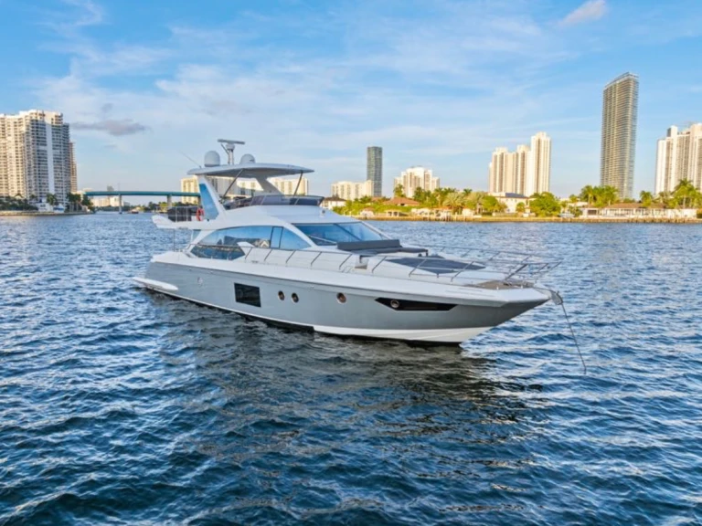 Luxury Yacht rental with or without captain Azimut Coconut Grove