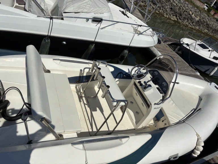 Rent a Valiant Valiant 650 Cruiser Le Pouliguen