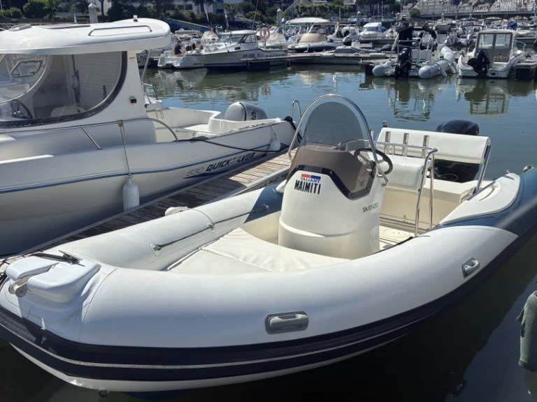 Boat rental Valiant Valiant 650 Cruiser in Le Pouliguen on Samboat