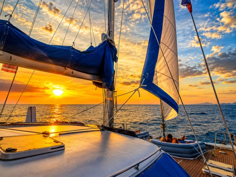 Boat rental Catana Catana 42 in Trang on Samboat