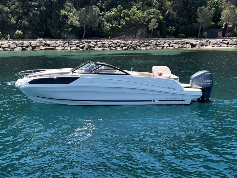 Bayliner VR6 charter bareboat or captained in  Mandelieu-la-Napoule