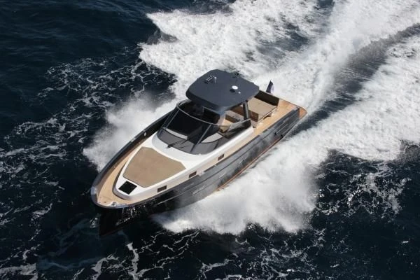 Rent a MEDYACHT MED 48 Cogolin