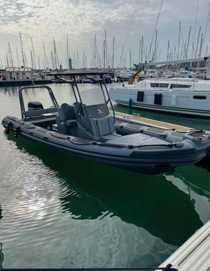 Bareboat Rental RIB Highfield with a boat licence