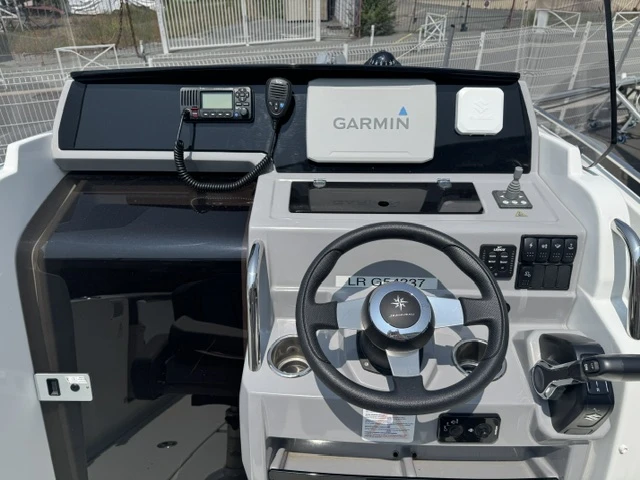 Motorboat for rent La Rochelle at the best price