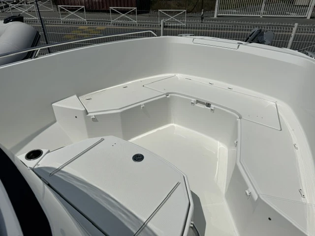 Jeanneau Cap Camarat 7.5 CC charter bareboat or captained in  La Rochelle