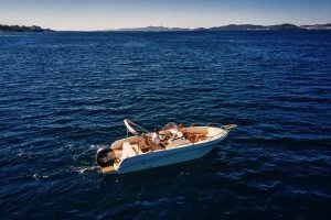 Atlantic open 670 in Preko on SamBoat