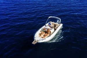Atlantic open 670 in Preko on SamBoat