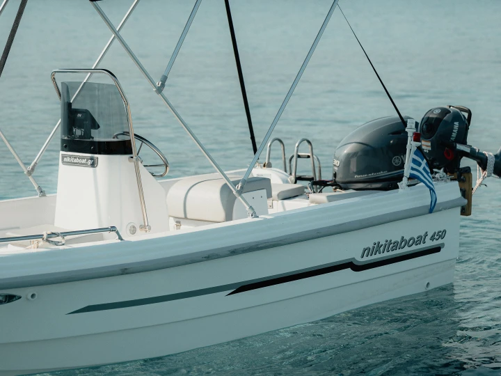 Bareboat Rental Motorboat Nikita with a boat licence