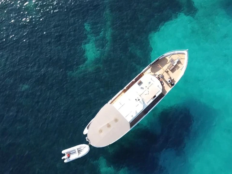 Van-Dutch Kok Vinkeveen in Barcelona on SamBoat