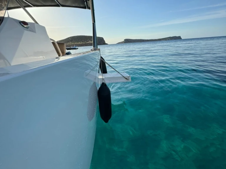 Motorboat for rent Sant Antoni de Portmany at the best price