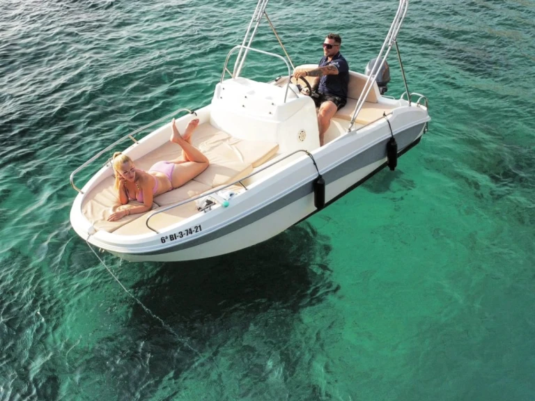 Rent a Quicksilver Activ 455 Open Sant Antoni de Portmany