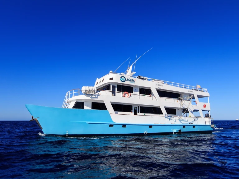  Motoryacht - Aqua charter bareboat or captained in  Puerto Baquerizo Moreno