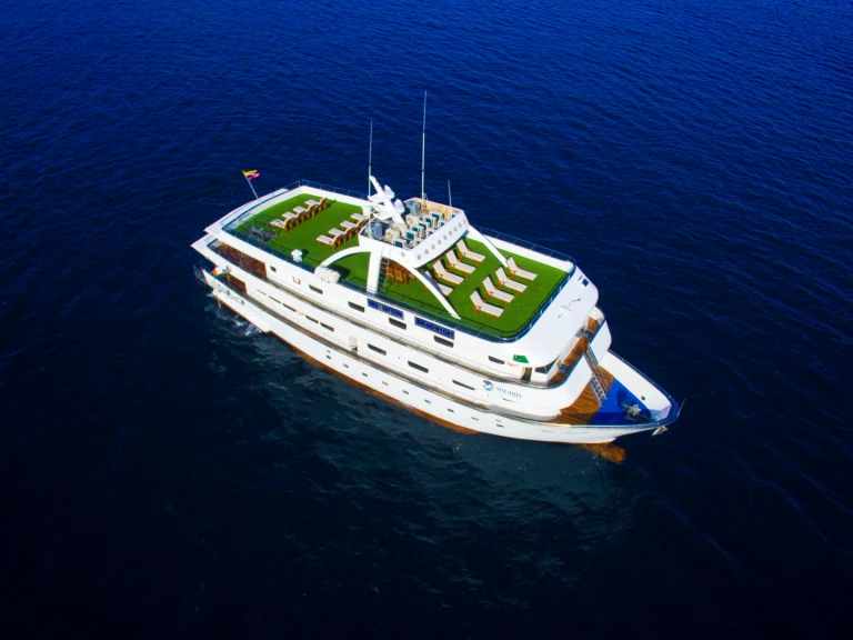 Boat rental  Motoryacht - Solaris in Baltra Island on Samboat