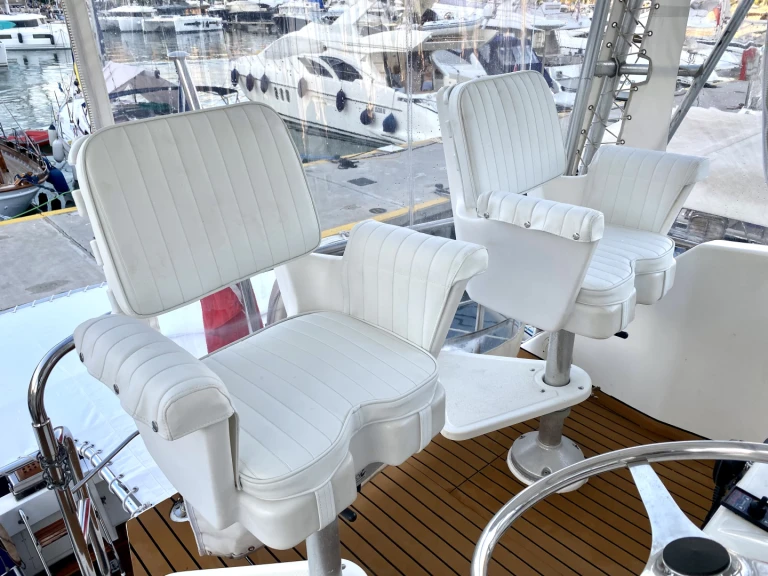 Hatteras 50 Convertible in Monastiri Bay on SamBoat
