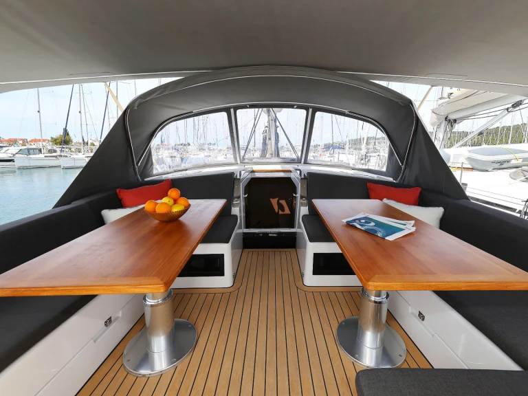 Rent a Hanse Hanse 460 Sukošan
