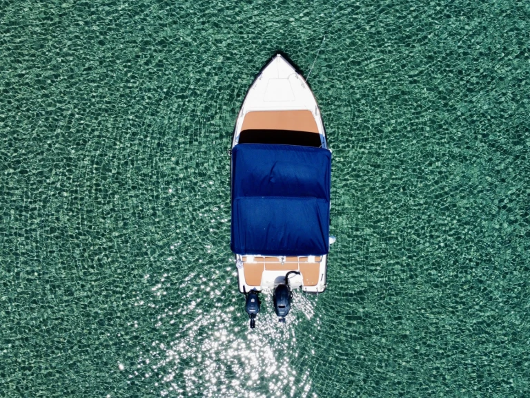 Euro marine Aiolos 500 in Zakynthos on SamBoat