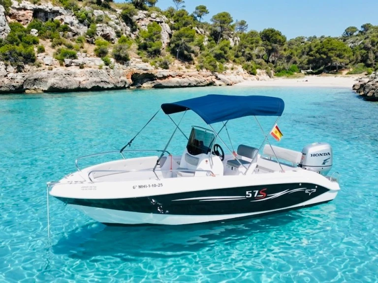 Motorboat rental with or without captain Trimarchi Cala d'Or