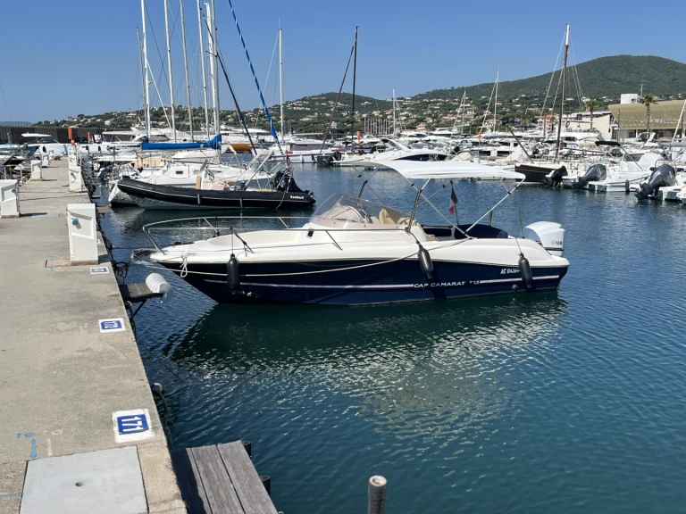 Boat rental Jeanneau Cap Camarat 7.15 WA in Sainte-Maxime on Samboat