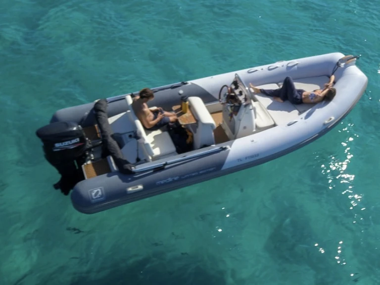 Zodiac Medline 580 Limited Edition charter bareboat or captained in  Hyères
