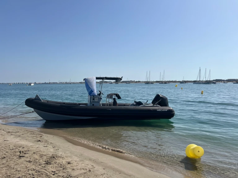 Bareboat Rental RIB Valiant with a boat licence