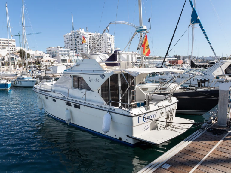 Motorboat rental in Sant Antoni de Portmany - Fairline Corniche 31 Fly