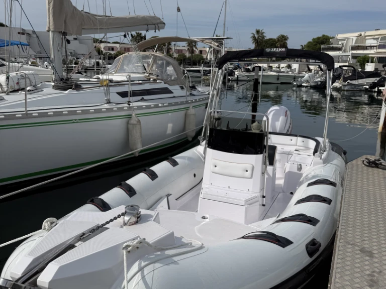 Bareboat Rental RIB Selva with a boat licence