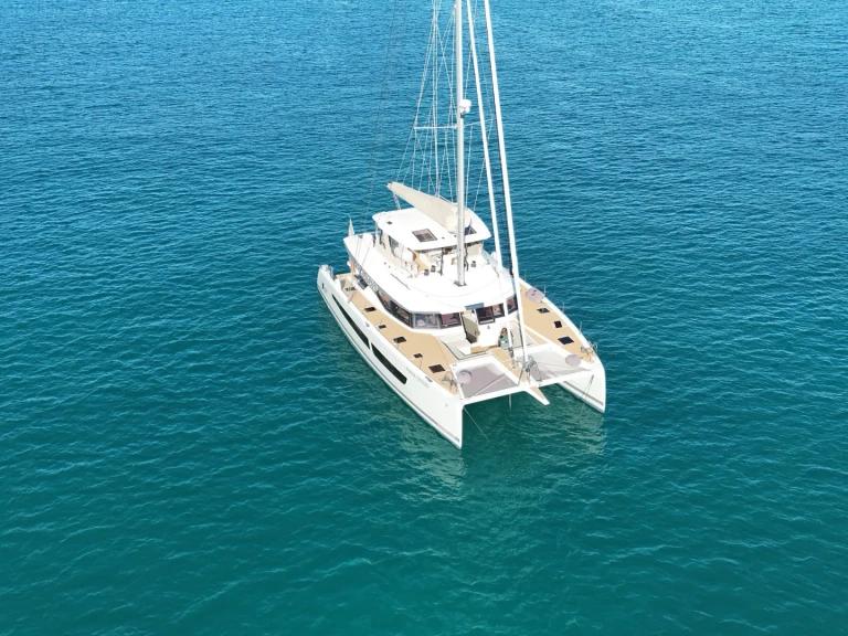 Boat rental Fountaine Pajot Samana 59 in Cannigione on Samboat